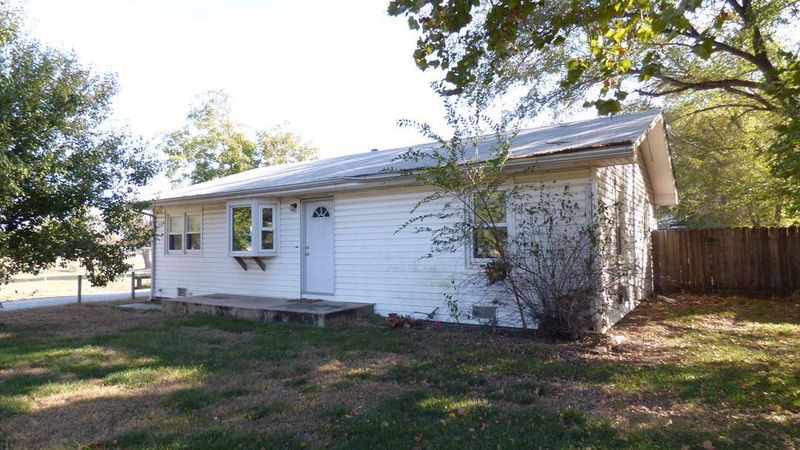 1203 E 71st St S, Haysville, KS 67060