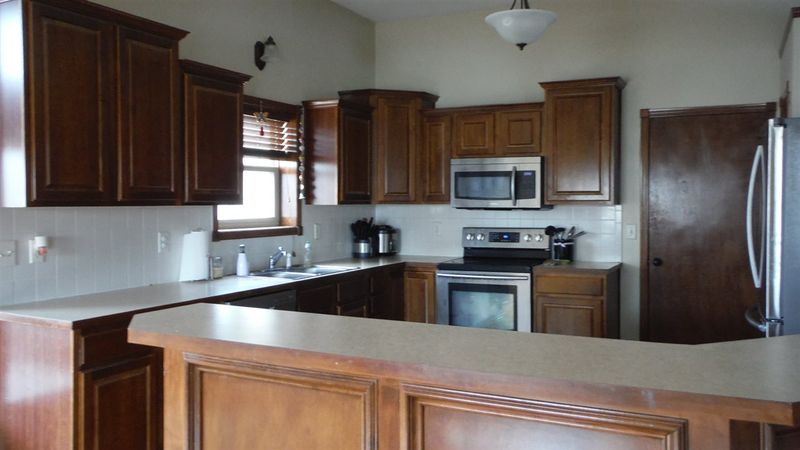 11404 E Pine Meadow Ct, Wichita, KS 67206