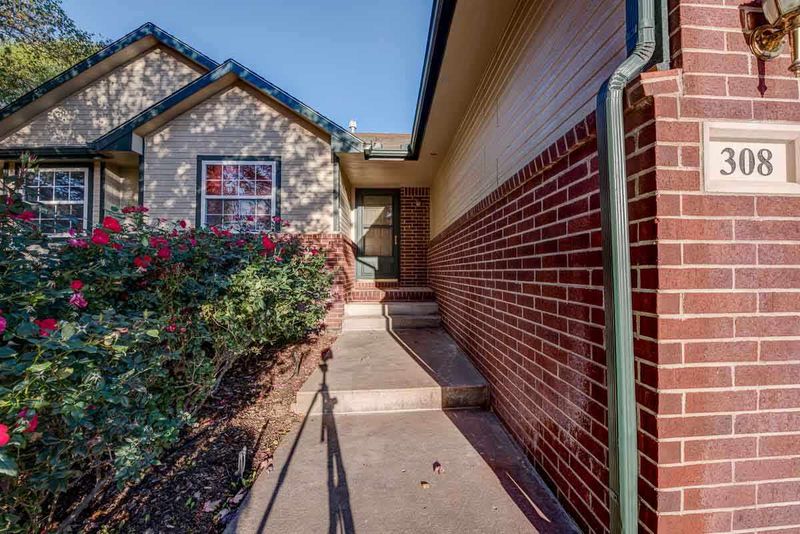 308 N Pecan Ct, Andover, KS 67002