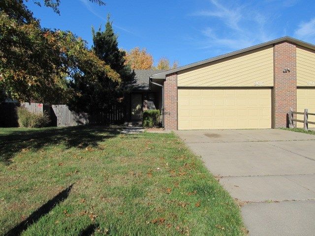 9012 E Bluestem St, Wichita, KS 67207