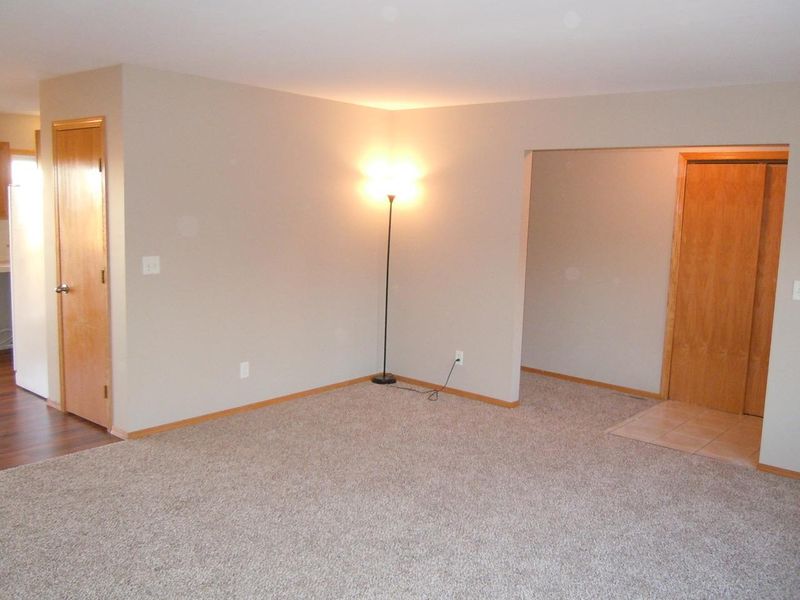 13 Swanee Dr, Goddard, KS 67052