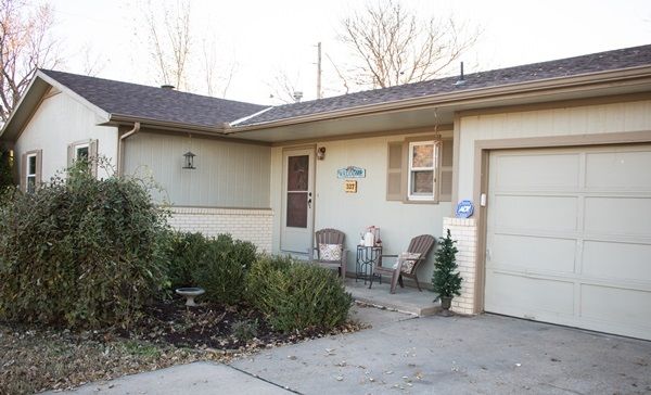 327 S Heather Ln, Maize, KS 67101