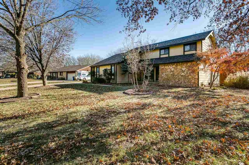 1321 E Deer Trl, Derby, KS 67037
