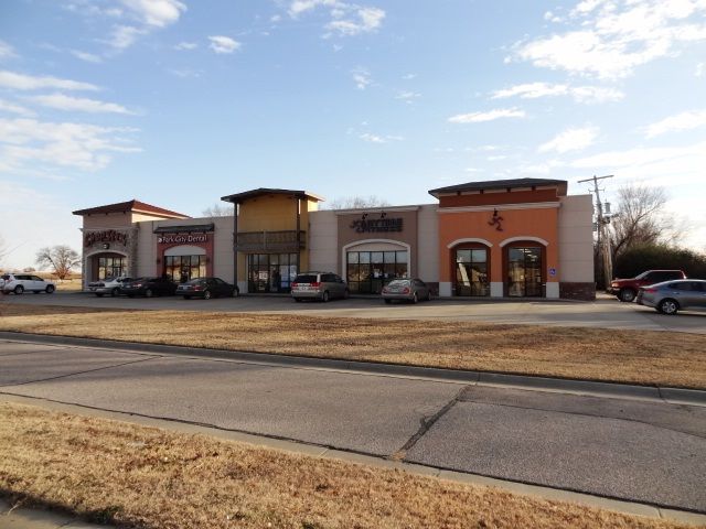 1611 E 61st St N, Park City, KS 67219