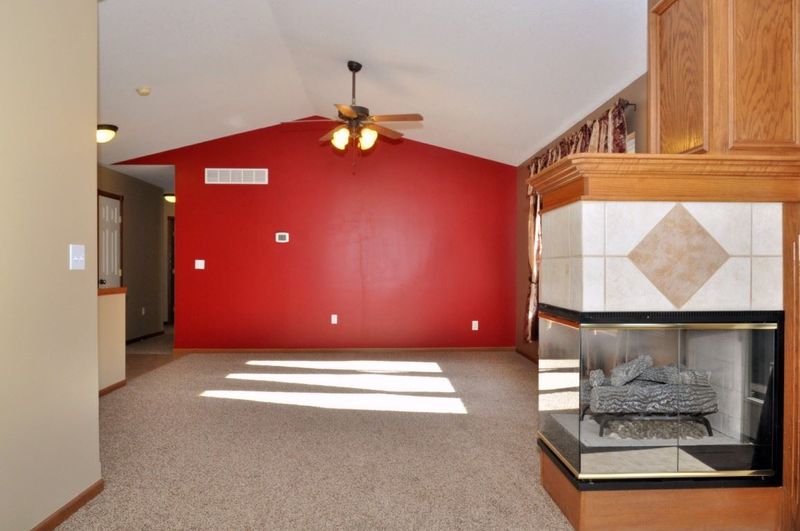 321 W Tuscany Dr, Andover, KS 67002