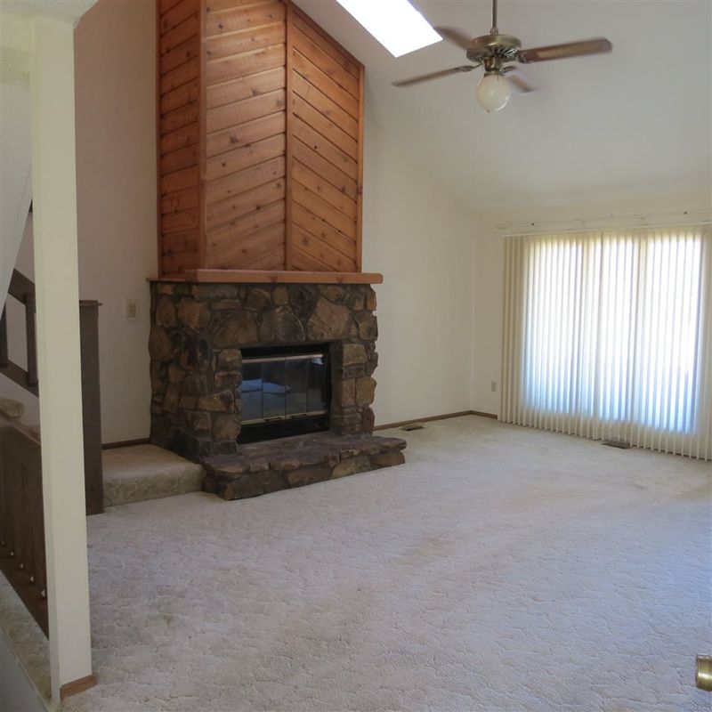 701 N Timmy Ct, Goddard, KS 67052