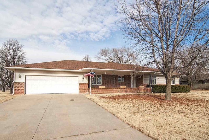 120 E Warren Rd, El Dorado, KS 67042