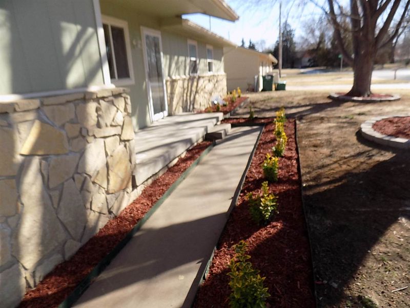 326 Jonathan St, Maize, KS 67101