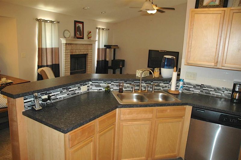 2533 N Davin Cir, Wichita, KS 67226