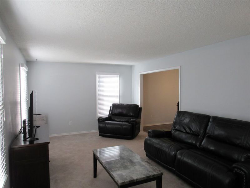 8514 E Mount Vernon Ct, Wichita, KS 67207