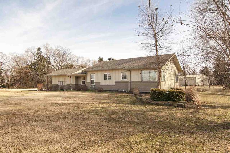 12433 E Harry, Wichita, KS 67207