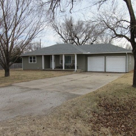 123 W Cox St, Rose Hill, KS 67133