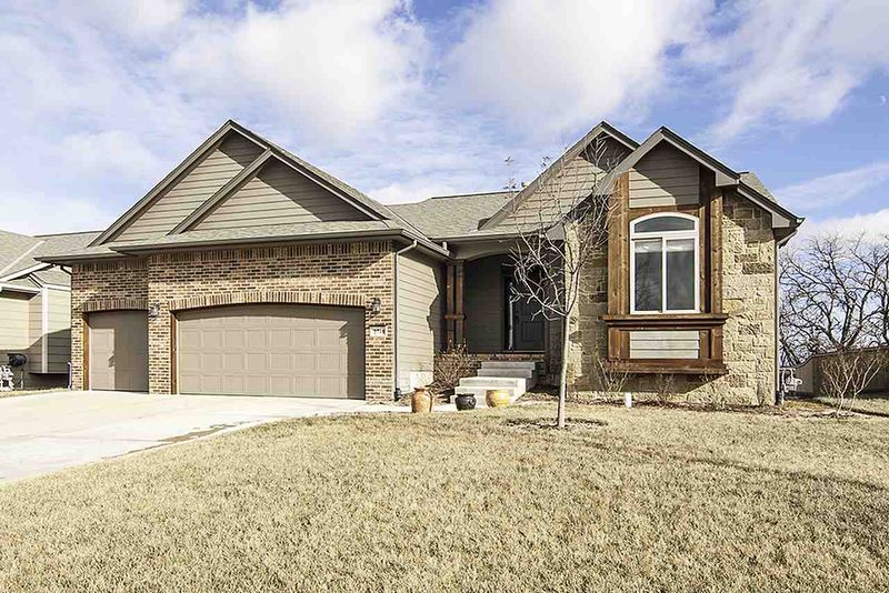 2710 N Bluestone, Andover, KS 67002