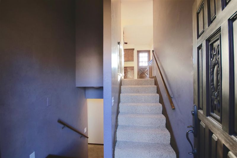 111 E Nancy Ave, Clearwater, KS 67026