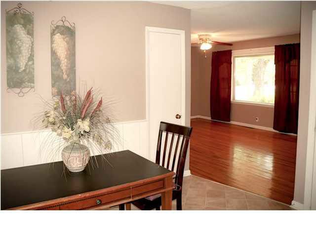7614 E Lincoln, Wichita, KS 67207