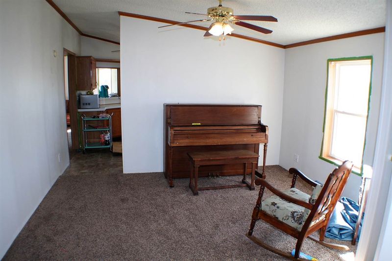 15528 SW Hunter Rd, Augusta, KS 67010
