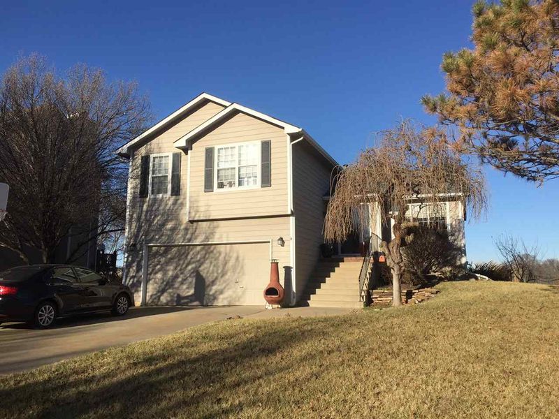 1340 Glenview Dr, El Dorado, KS 67042