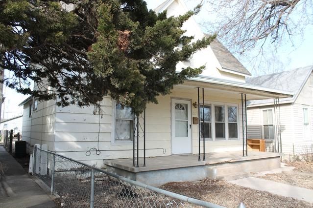 312 SW 2nd, Newton, KS 67114