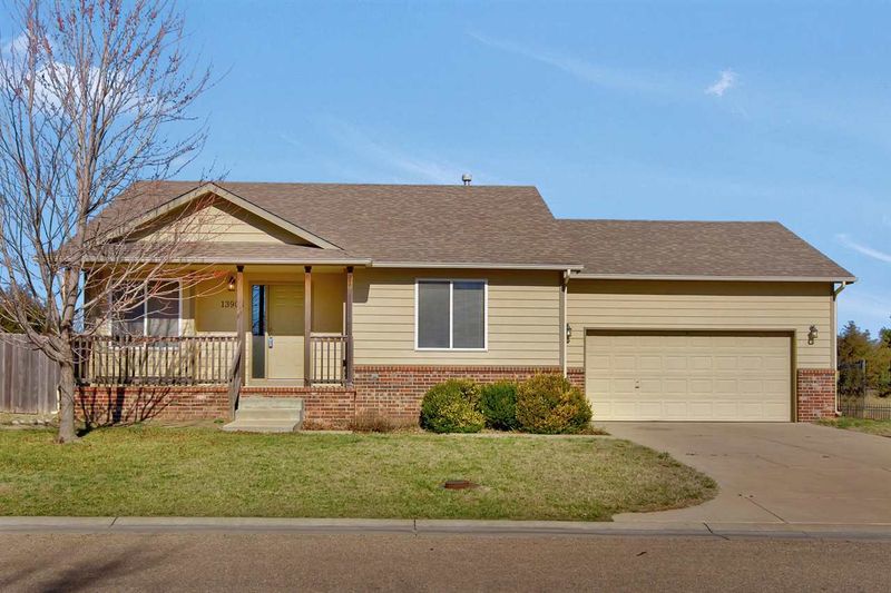 13904 E Hawthorne St, Wichita, KS 67230