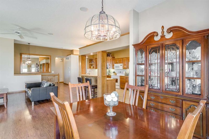 208 S Putter Dr, Andover, KS 67002