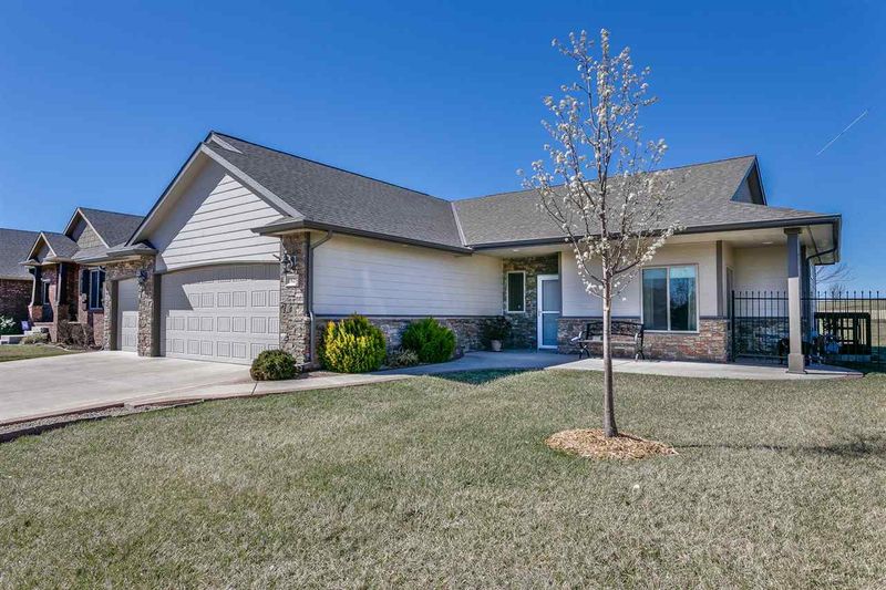 1925 N Newberry St, Derby, KS 67037