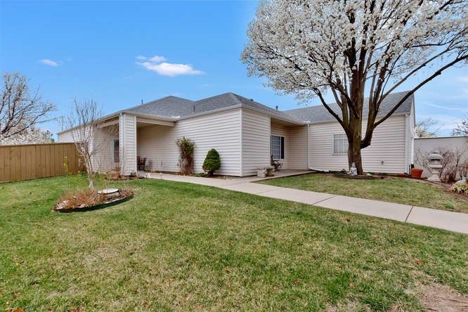 12413 E Killarney St, Wichita, KS 67206