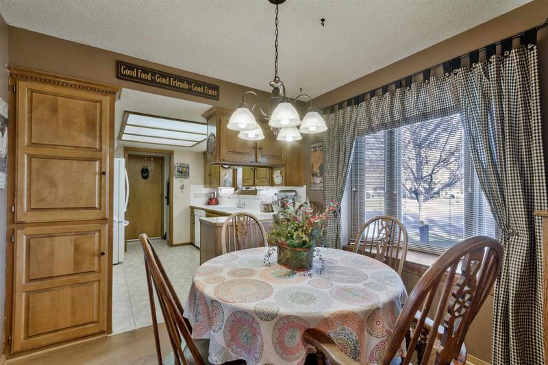 1917 N Marc Ave, Andover, KS 67002