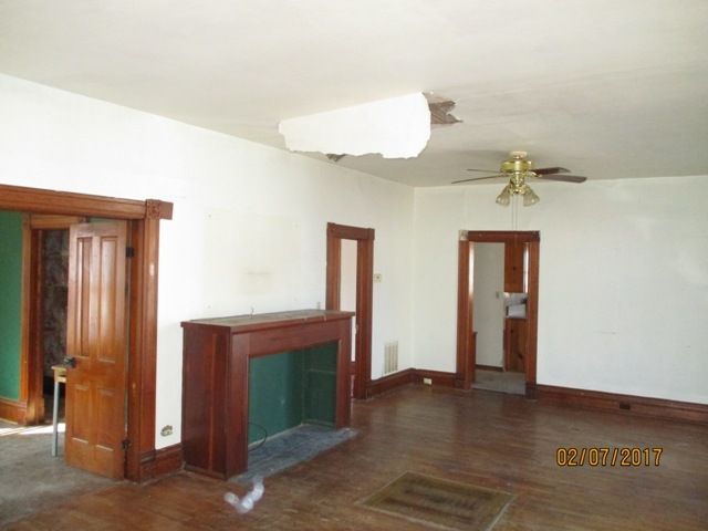 614 E 10th, Newton, KS 67114