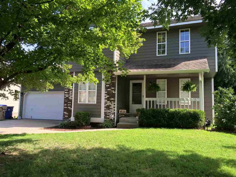 523 E Conestoga Rd, Maize, KS 67101
