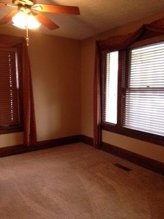 430 E 8th St, Newton, KS 67114