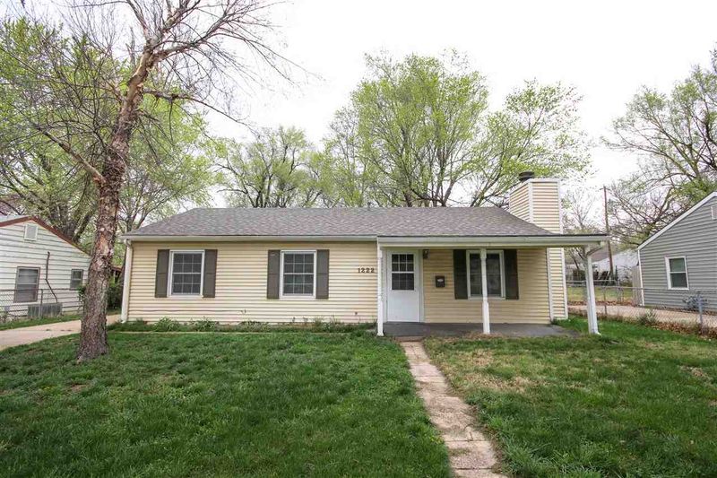 1222 E Arlington St, Park City, KS 67219