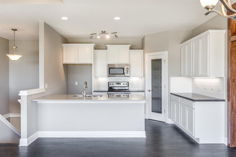2614 N Bluestone, Andover, KS 67002