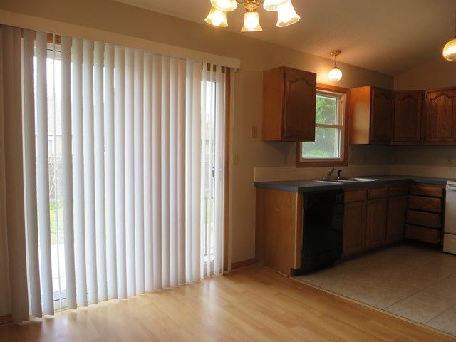 1117 N Compton St, Wichita, KS 67212