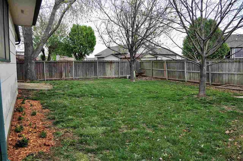 10643 E Bluestem, Wichita, KS 67207