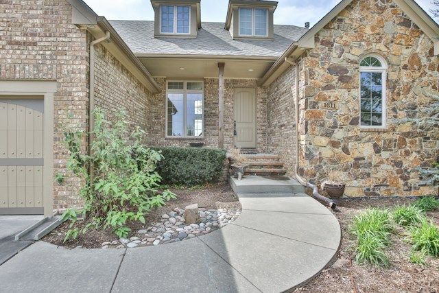 1311 E Big Cedar Ct, Andover, KS 67002