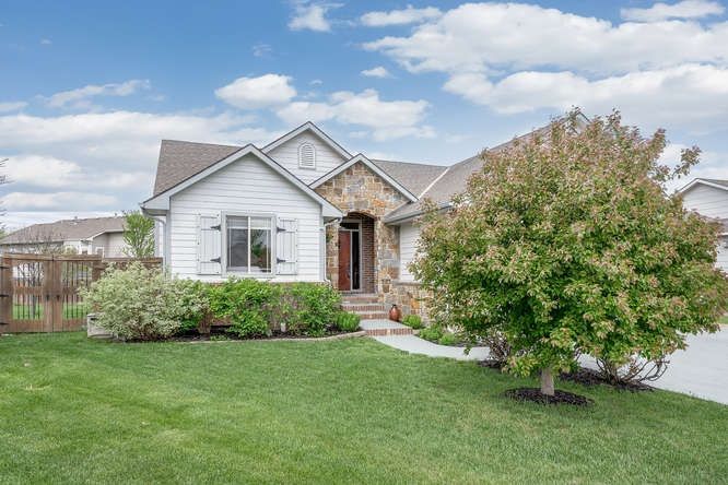 1317 N Robin Ct, Andover, KS 67002