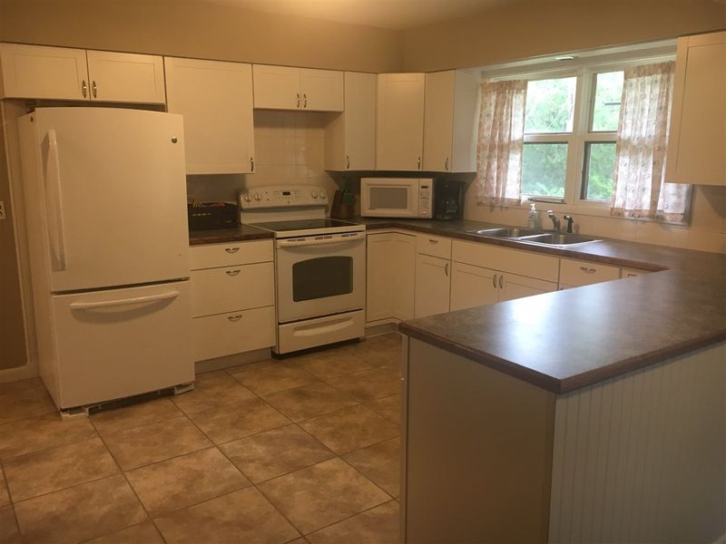 804 Allison, Newton, KS 67114