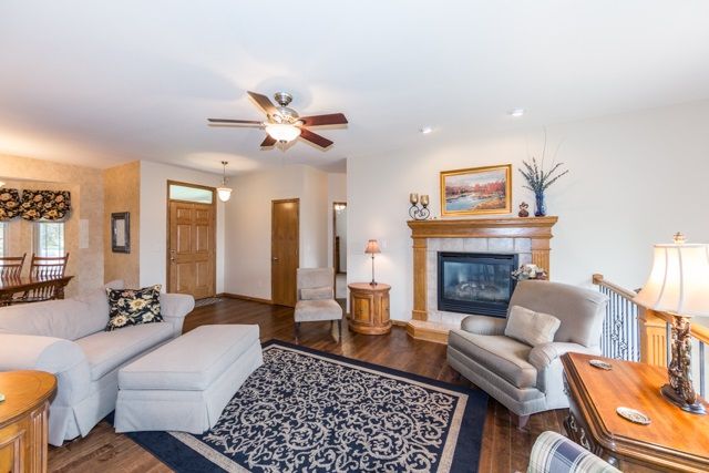 8206 E Old Mill St, Wichita, KS 67226
