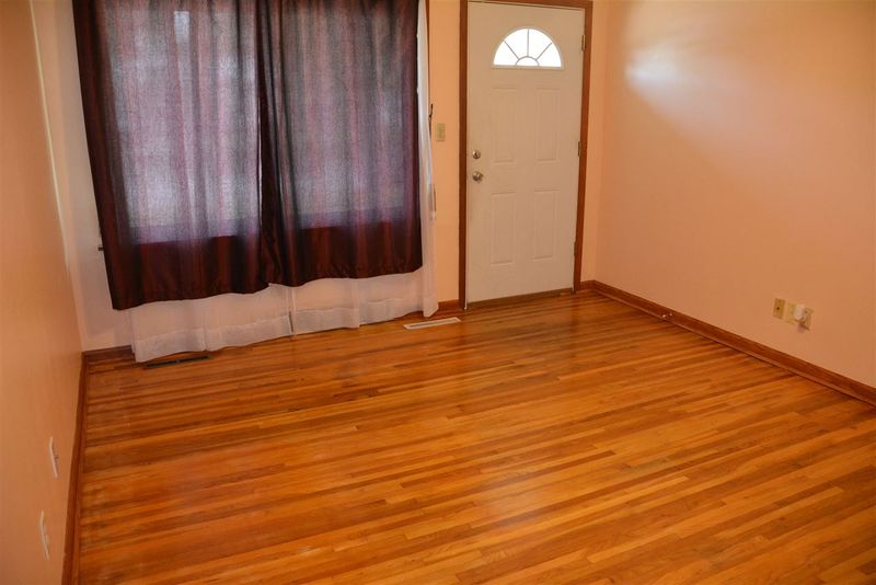 1319 E Gidley St, Wichita, KS 67216