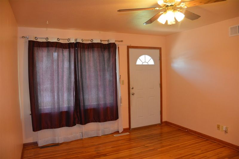 1319 E Gidley St, Wichita, KS 67216
