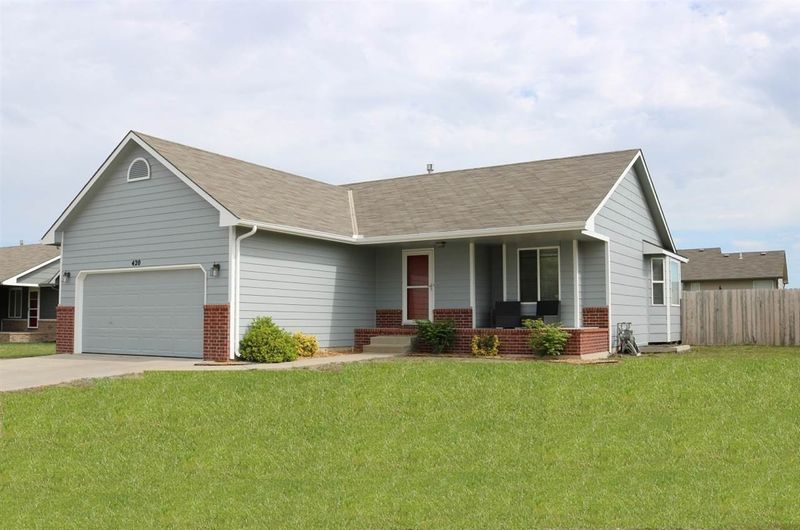 420 Wheatridge, Newton, KS 67114