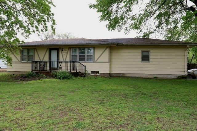 526 E Bridge, Mulvane, KS 67110
