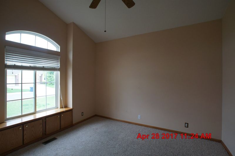 2042 E Zachary, Derby, KS 67037