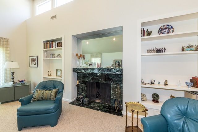 1415 N Spring Dr, Wichita, KS 67208