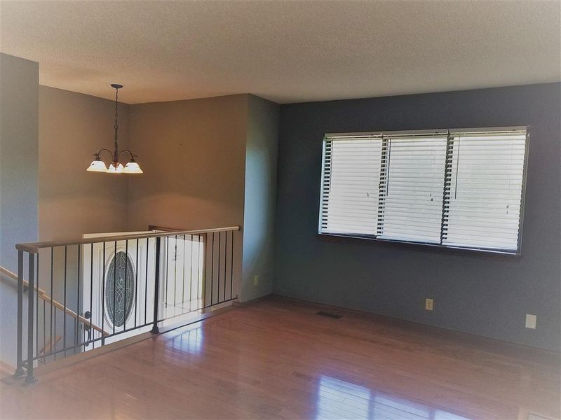 418 E Burning Tree Rd, Derby, KS 67037