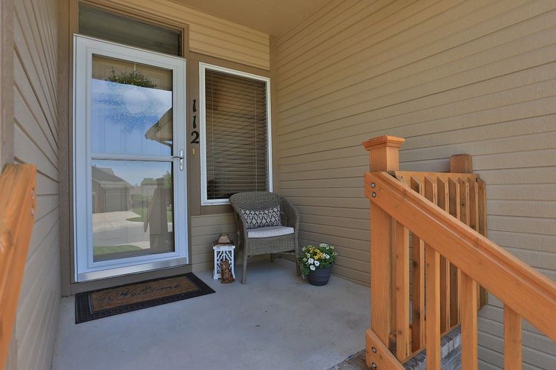 112 N Douglas Cir, Andover, KS 67002