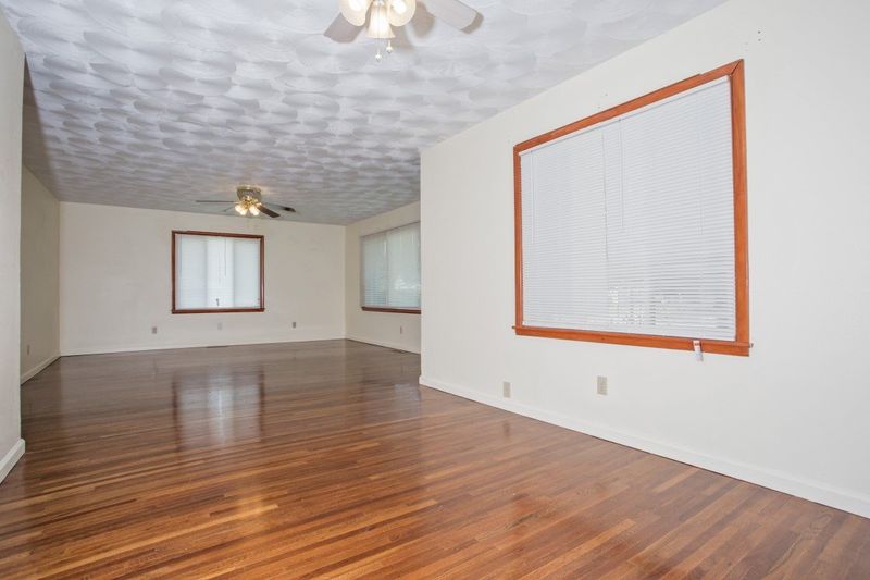 125 E Park St, Clearwater, KS 67026