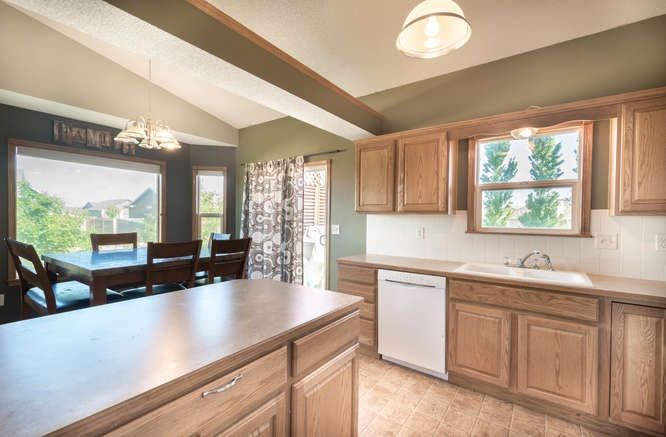 2312 E Dory St, Goddard, KS 67052