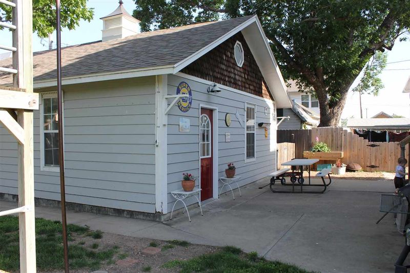115 S Main, Newton, KS 67114