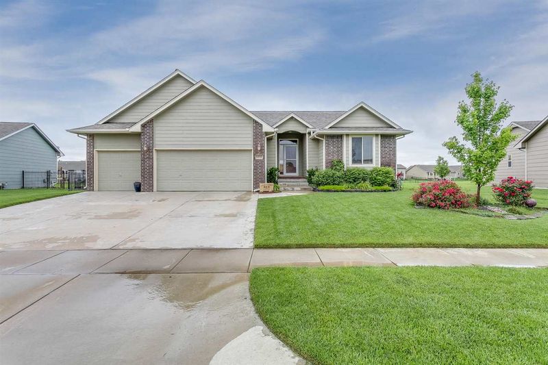 10912 W Waterside St, Maize, KS 67101